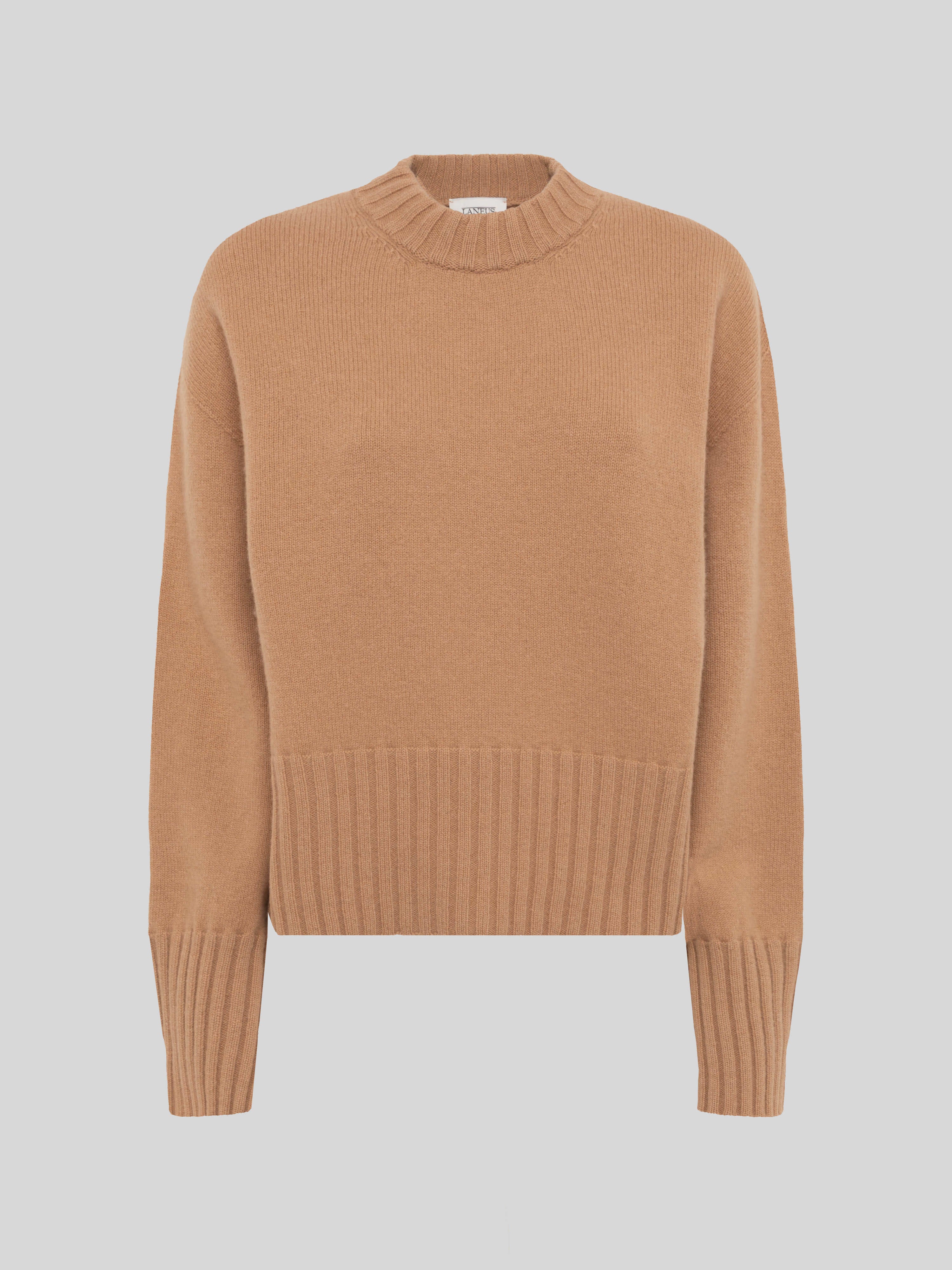 WOOL AND CASHMERE BOXY CREW NECK